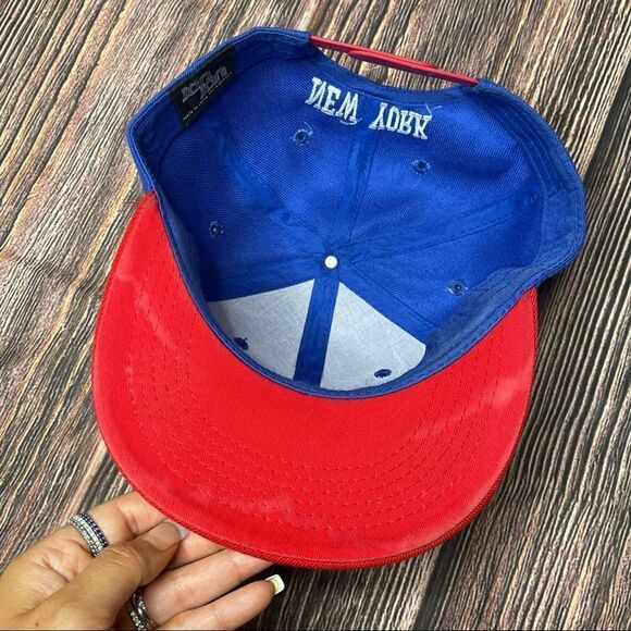 New York Giants Flat Bill Snapback Ball Cap Men’s Hat Football Holiday Christmas - Picture 5 of 6